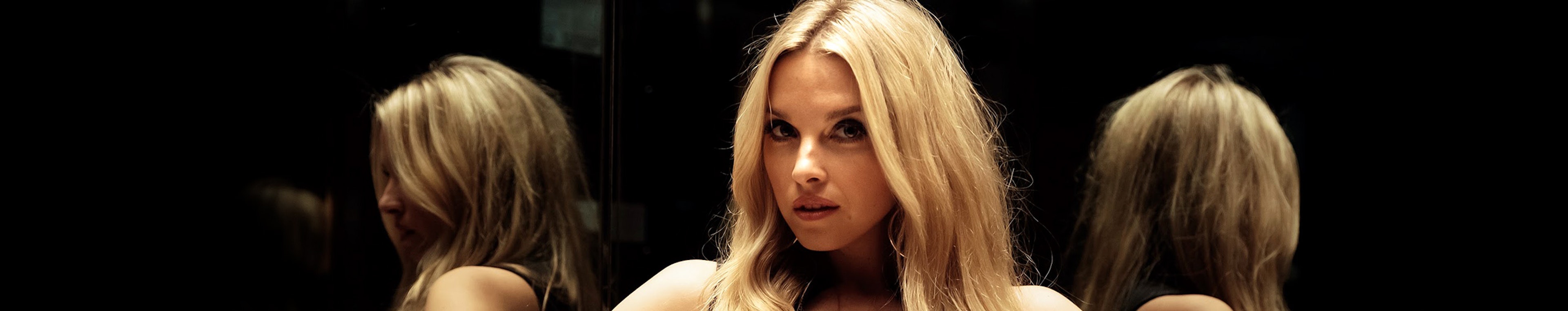 Laura Leighe profile cover