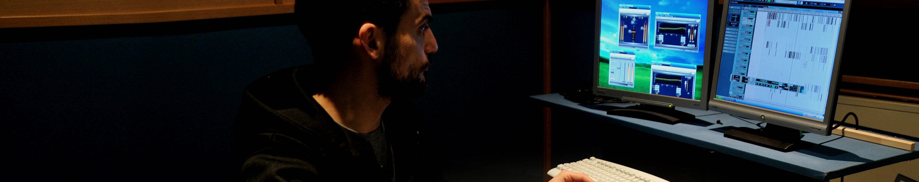 Sampletraxx profile cover Sampletraxx profile cover