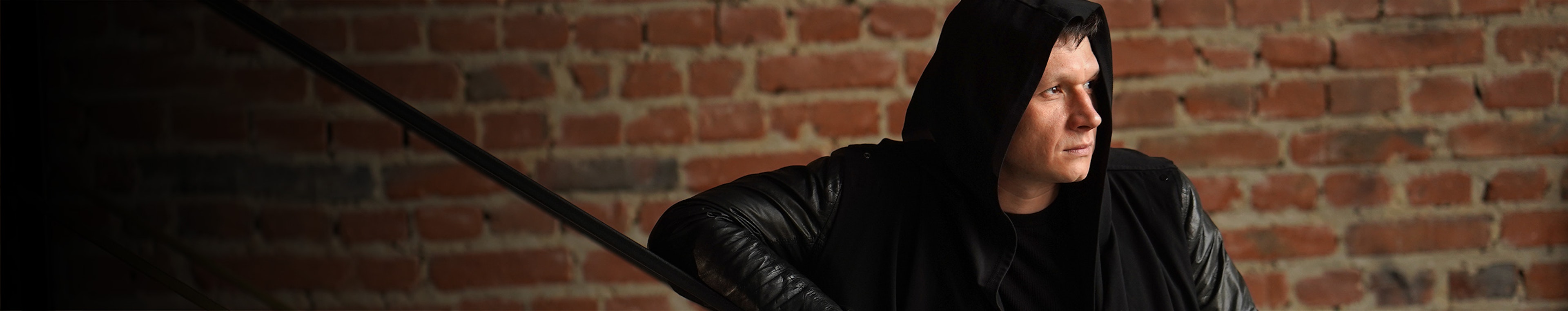 Leva profile cover Leva profile cover