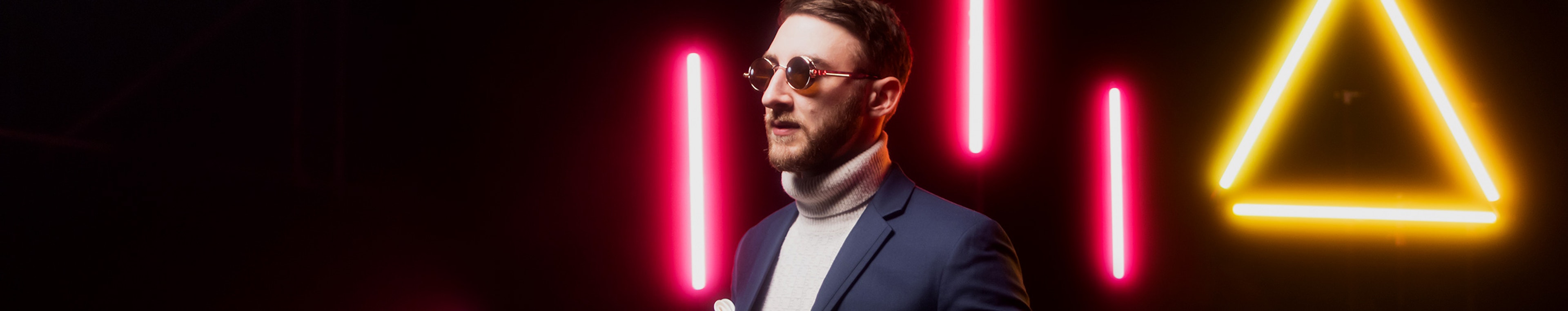 Sam Newton profile cover