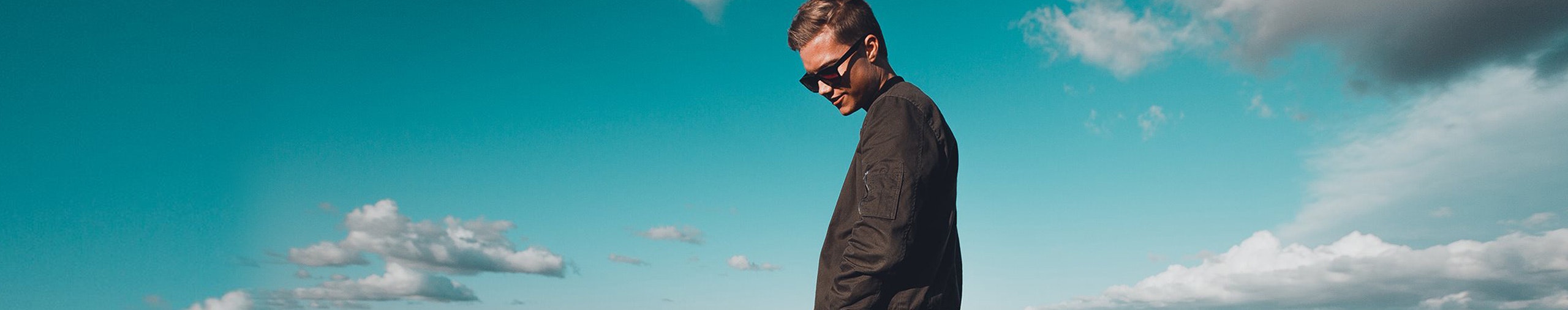 Notize profile cover Notize profile cover