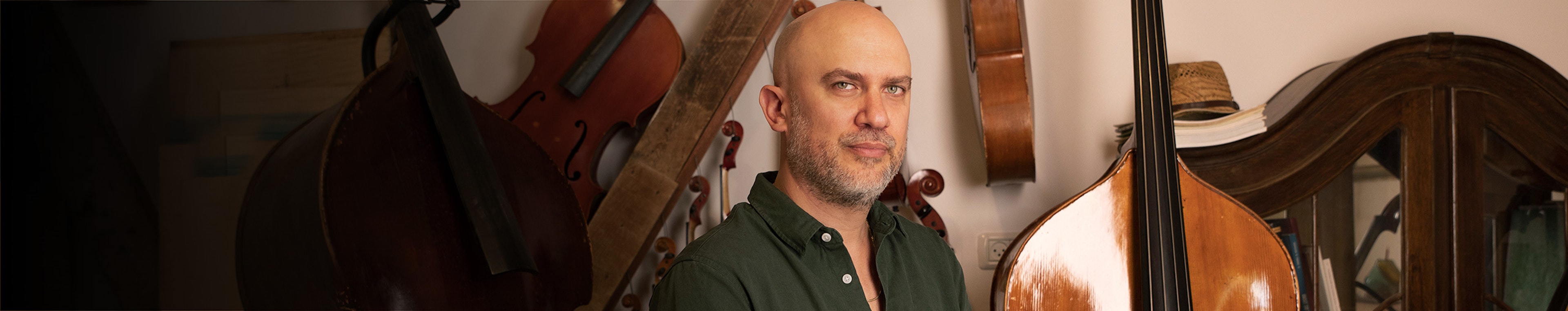 Avner Kelmer profile cover Avner Kelmer profile cover