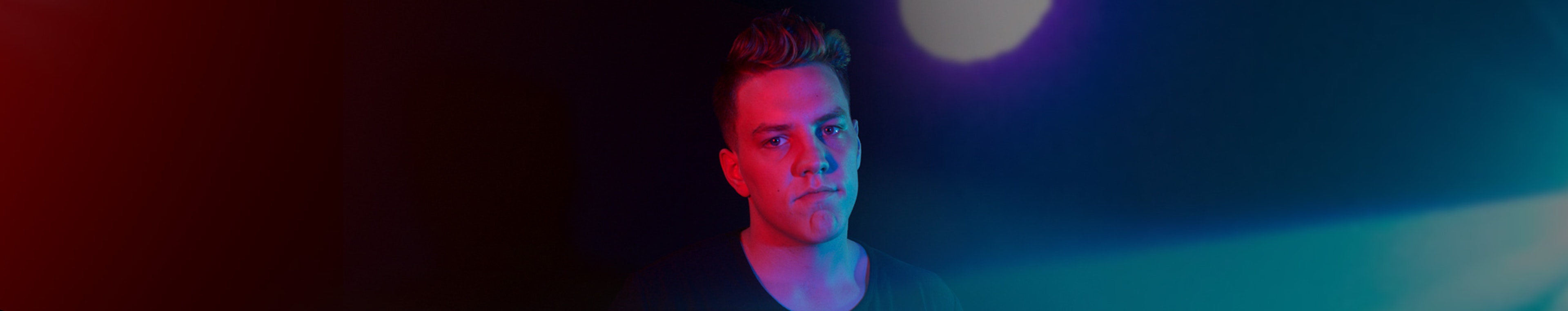 FVMELESS profile cover