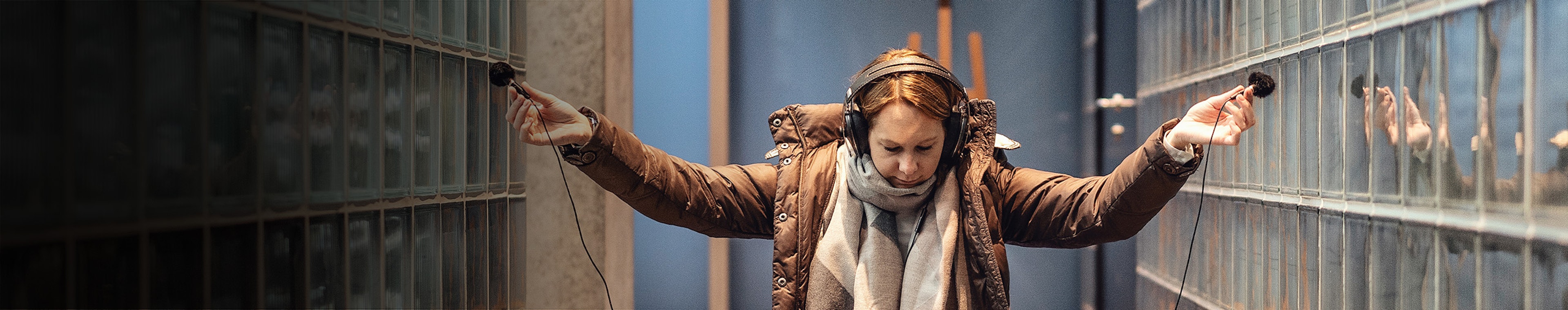 Cinemear profile cover Cinemear profile cover