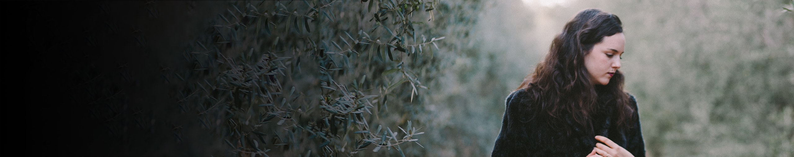 Anat Moshkovski profile cover Anat Moshkovski profile cover