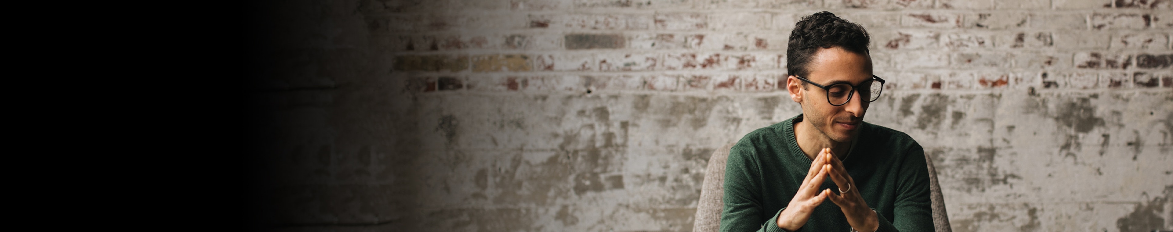 Vic Davi profile cover