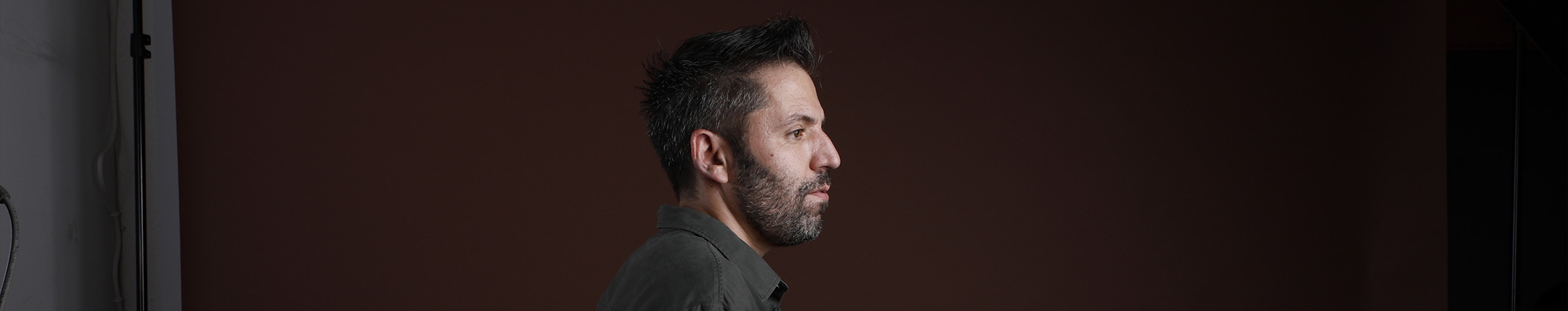 Raz Burg profile cover Raz Burg profile cover