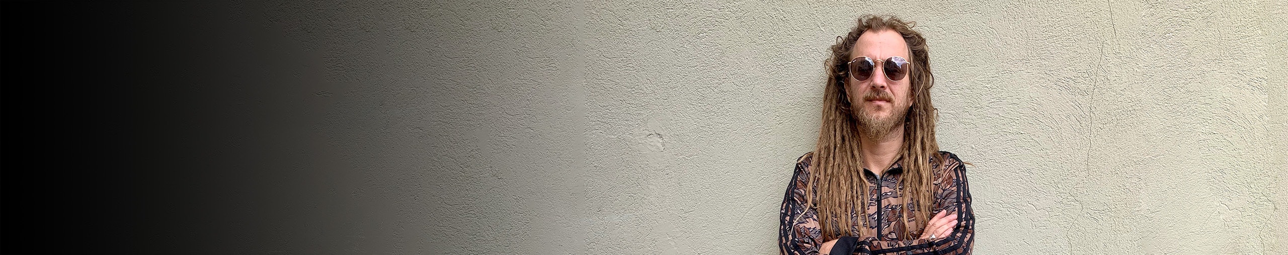 Amit Sagie profile cover Amit Sagie profile cover