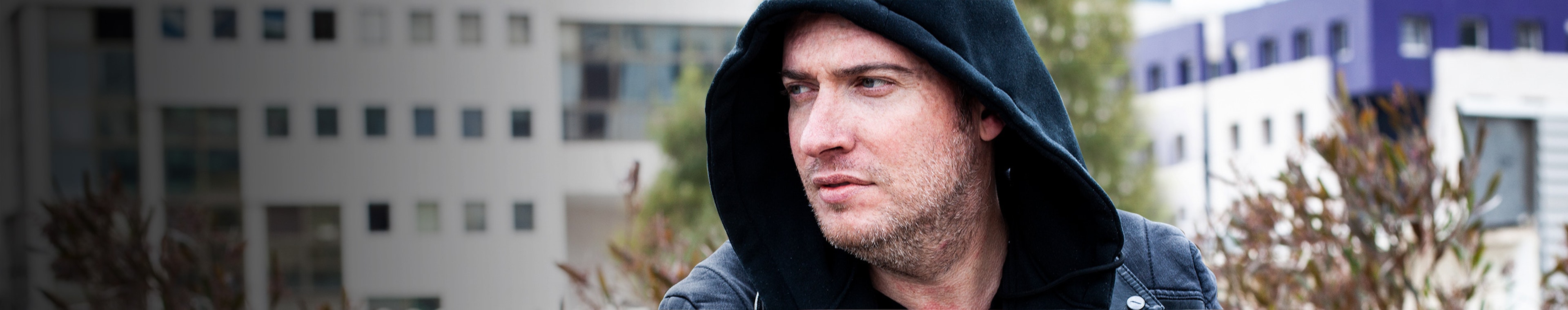 Shay Raviv profile cover Shay Raviv profile cover