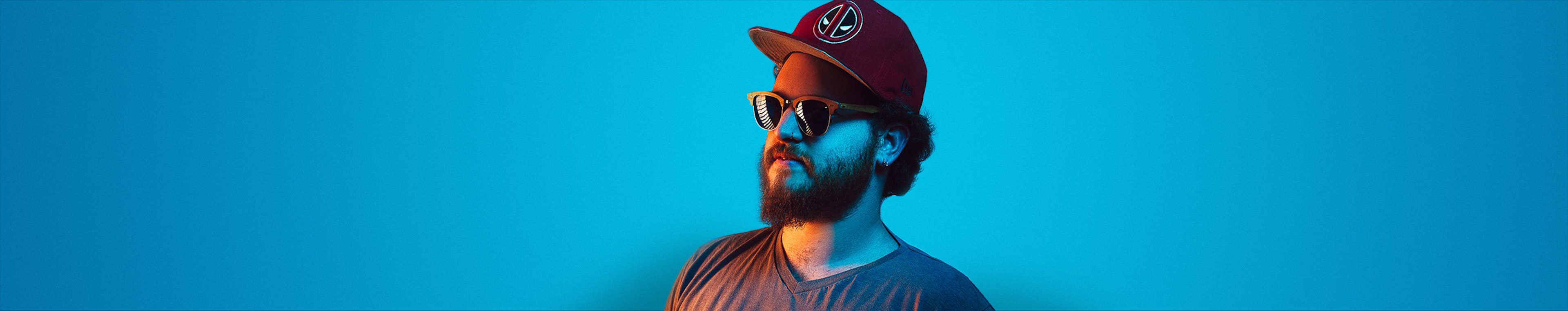 Oran Loyfer profile cover