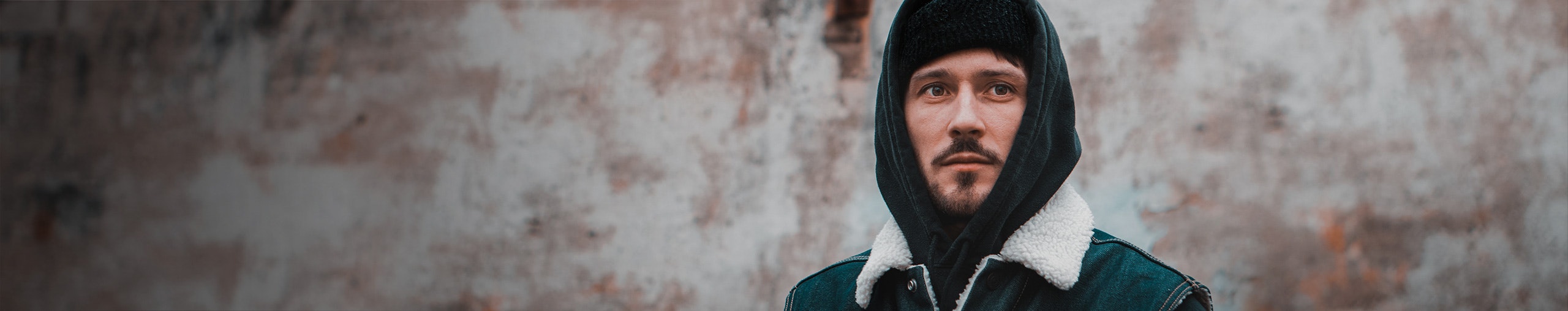 LiQWYD profile cover LiQWYD profile cover