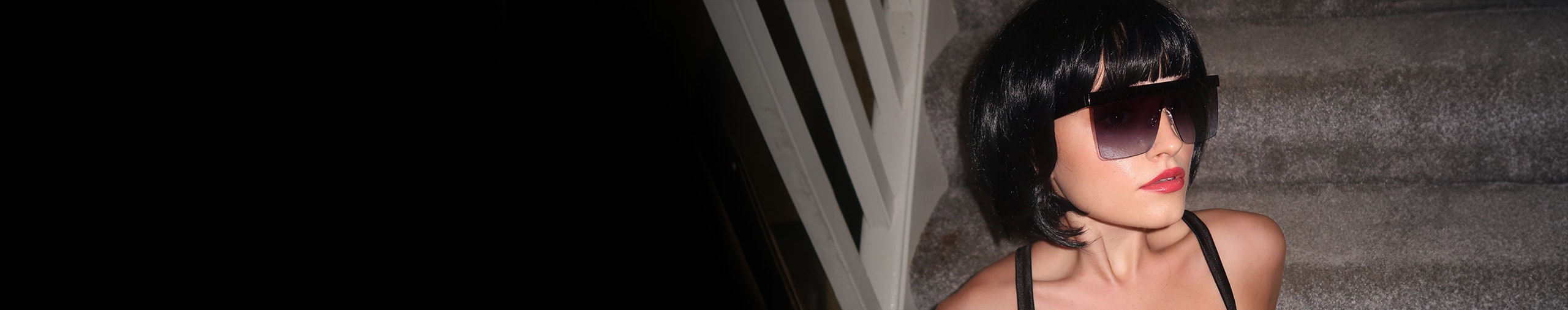 Emily Lewis profile cover Emily Lewis profile cover