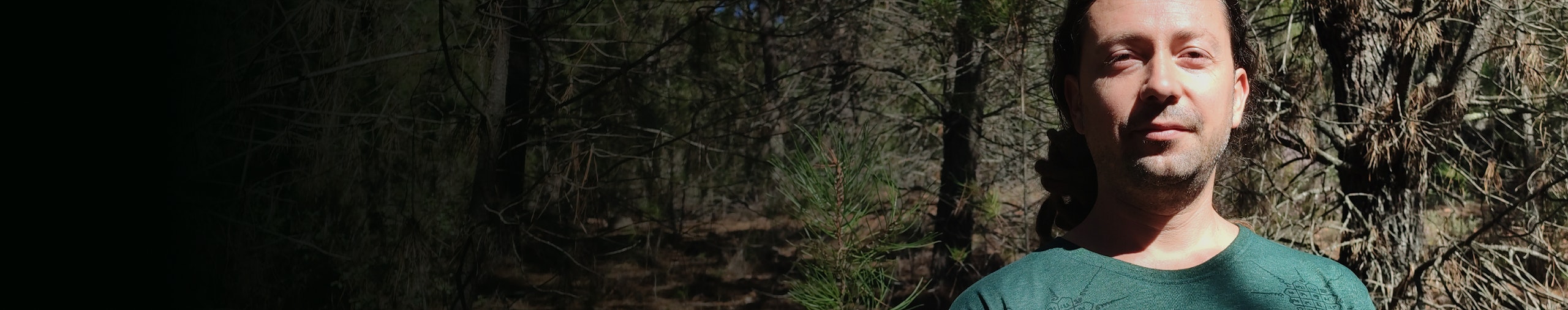 Aureyez profile cover Aureyez profile cover