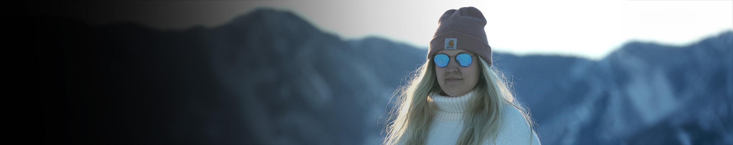 Denae profile cover Denae profile cover