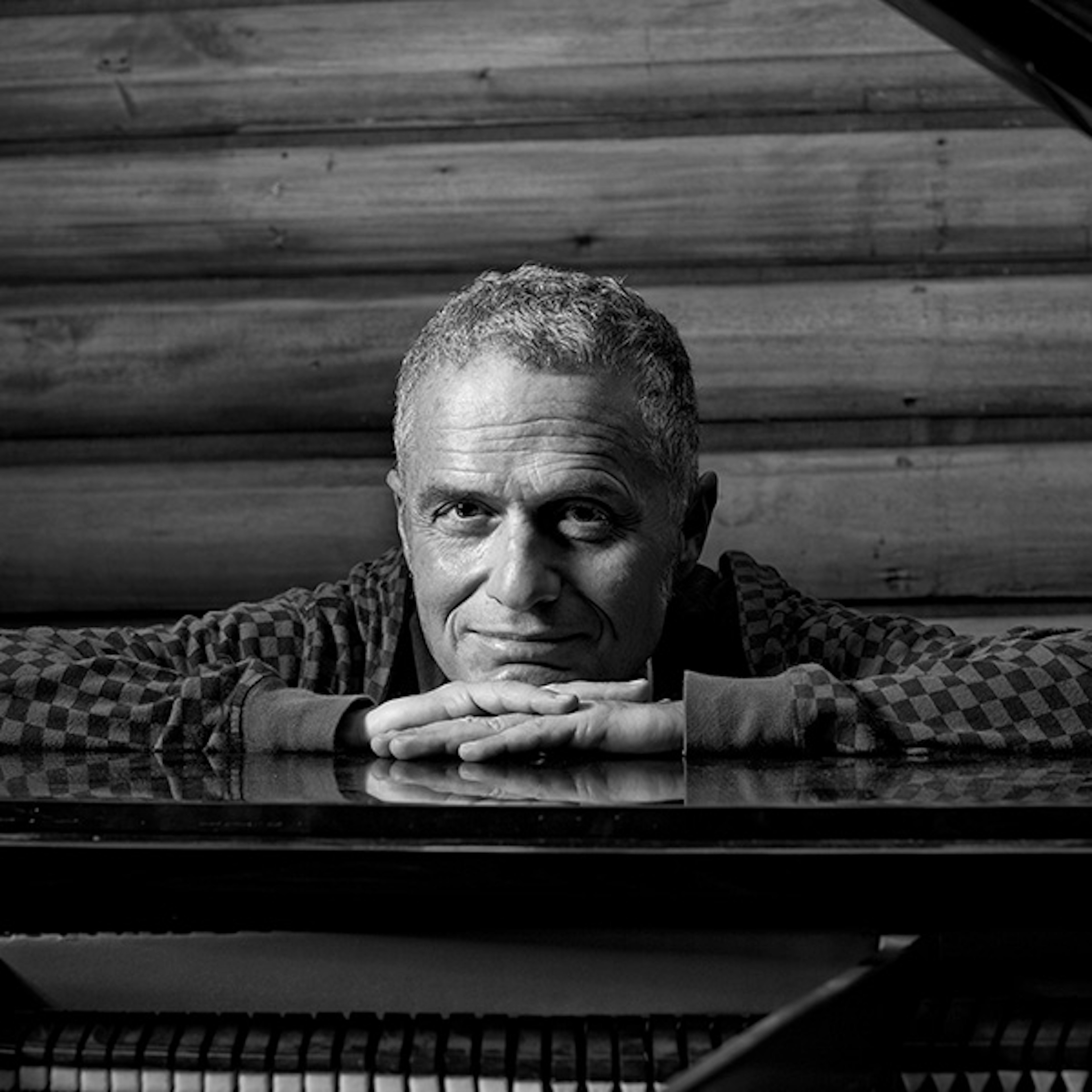 Adi Rennert profile picture