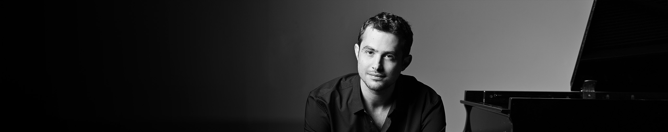 Guy Mintus profile cover Guy Mintus profile cover