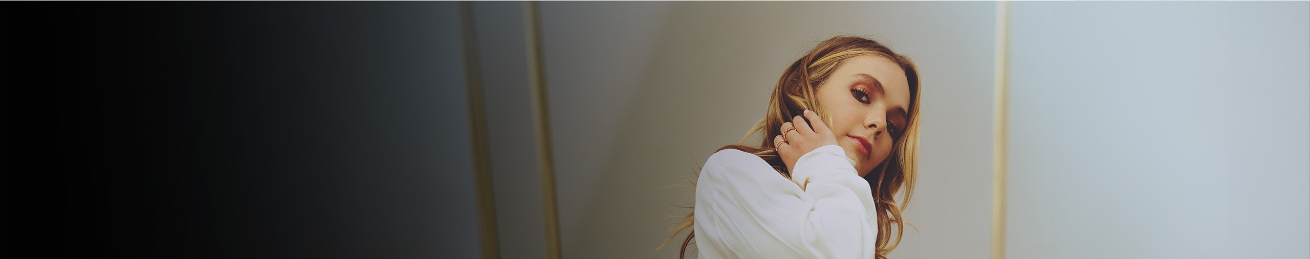 Rynn profile cover Rynn profile cover