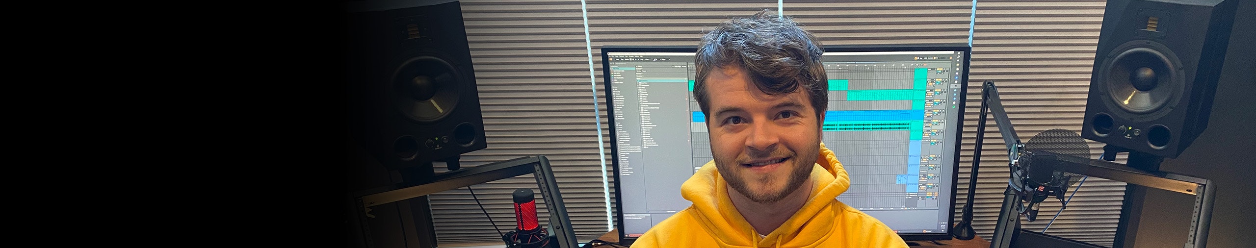 Martin V. profile cover Martin V. profile cover