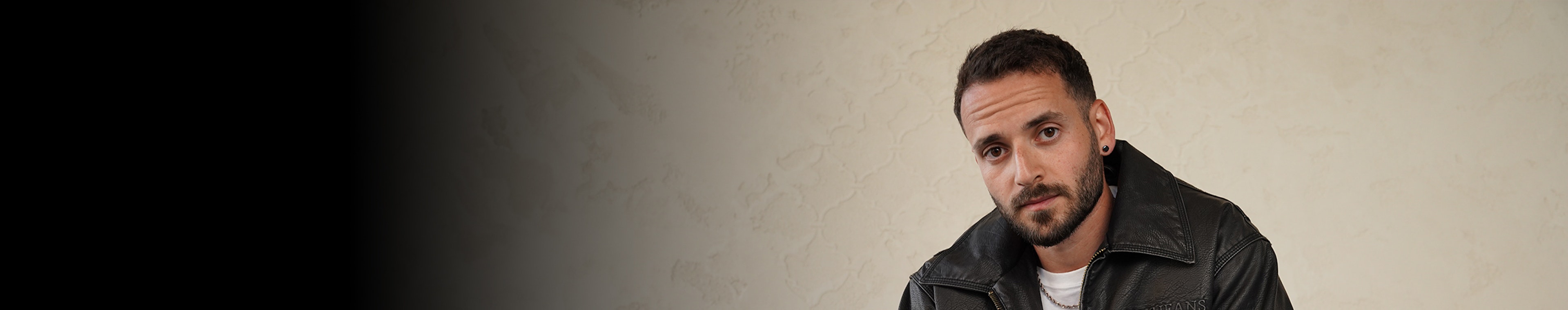 Avni Vibes profile cover