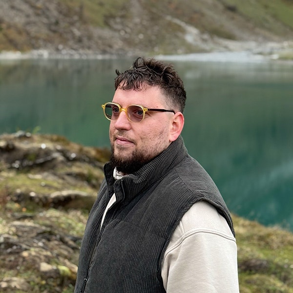 Vynth profile picture Vynth profile picture