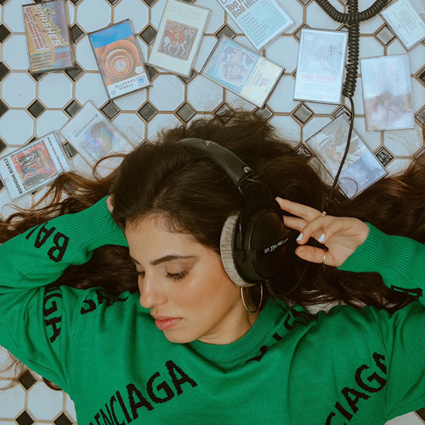 Noa Bar - Songs & Albums | Artlist